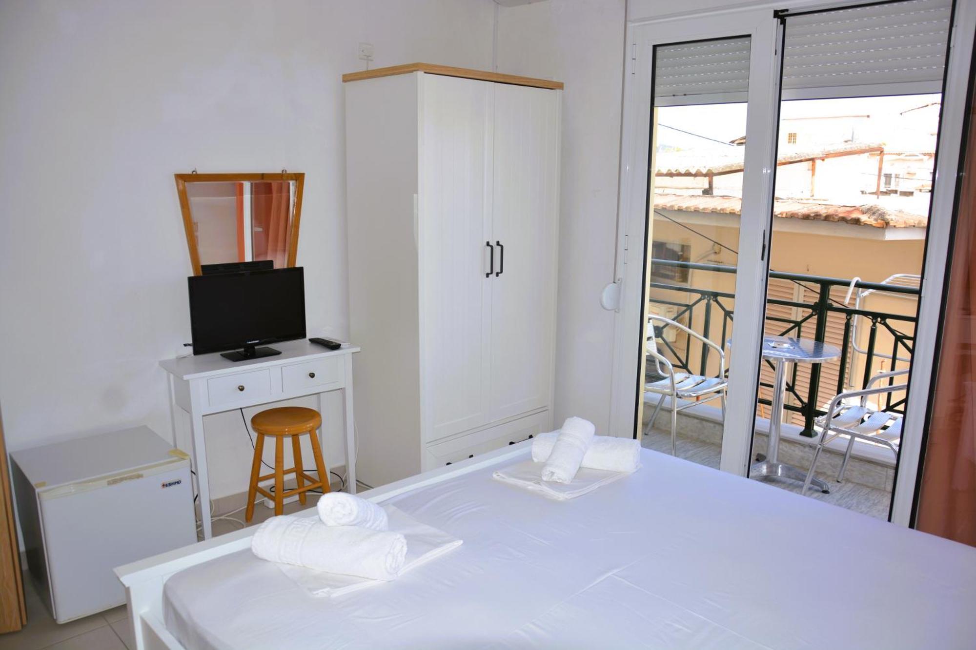 Dionyssos Hotel Limenas  Ngoại thất bức ảnh